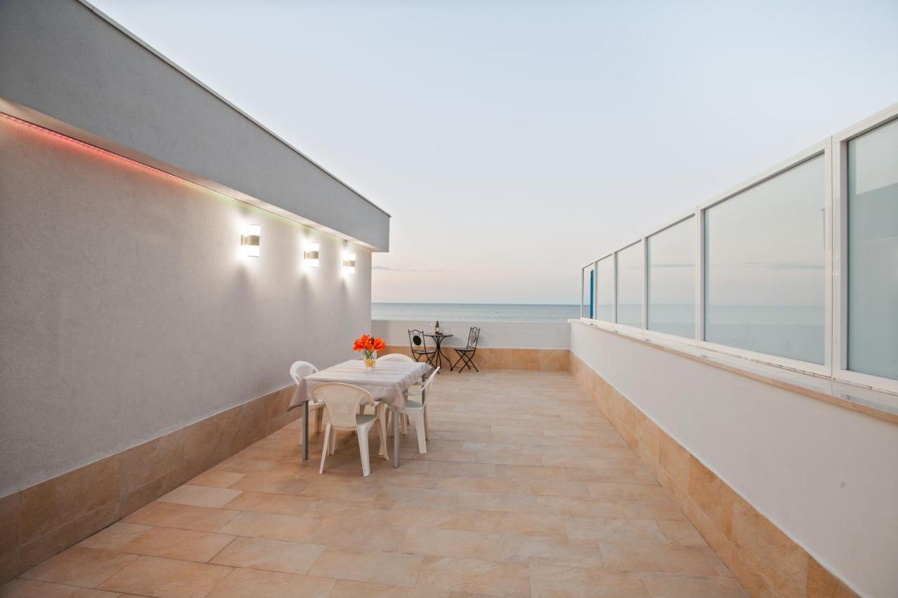 Tramonto Sul Mare Bari Apartment Near The Airport Exteriör bild