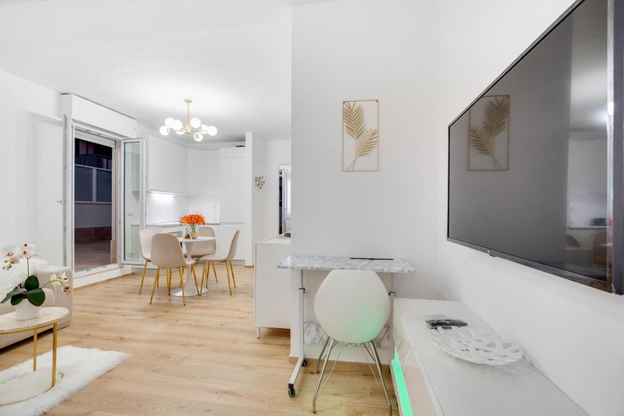 Tramonto Sul Mare Bari Apartment Near The Airport Exteriör bild
